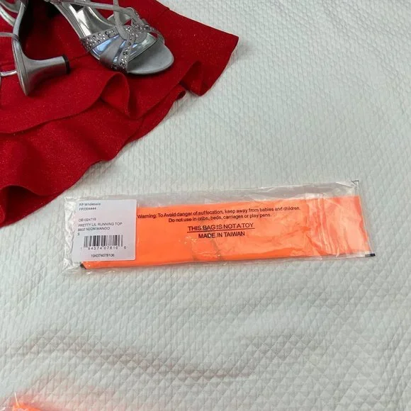 NWT Free People Movement Pretty Lil Running Active Top Tank Size Small,  Medium - Picture 6 of 13